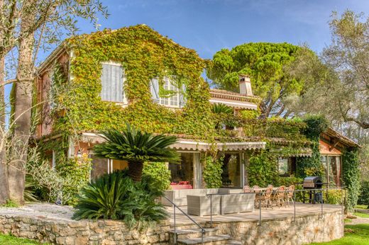 Detached House in Mougins, Alpes-Maritimes