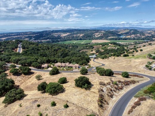 Grond in Arroyo Grande, San Luis Obispo County