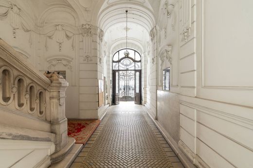 Apartment / Etagenwohnung in Budapest