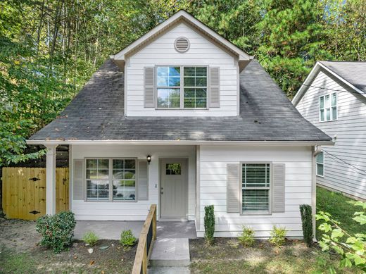 Detached House in Atlanta, Fulton County