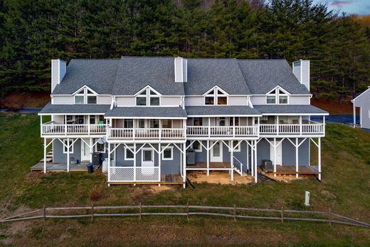 Şehir evi  Vilas, Watauga County