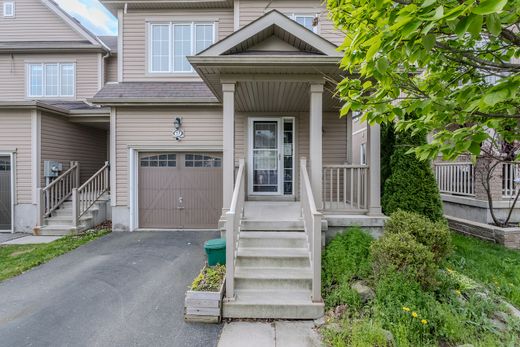Townhouse in Brantford, Regional Municipality of Niagara