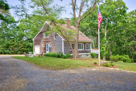 Detached House in Chatham, Barnstable County