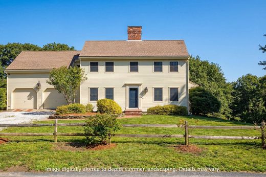 Detached House in East Sandwich, Barnstable County
