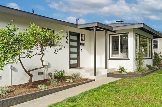 Vrijstaand huis in Ventura, Ventura County