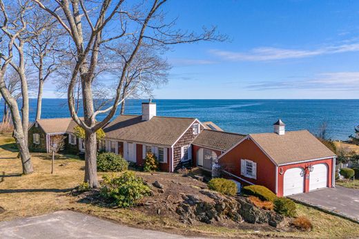 Detached House in Cape Elizabeth, Cumberland County