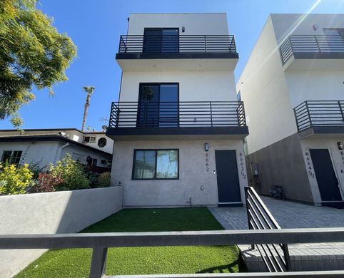 Таунхаус, Лос-Анджелес, Los Angeles County