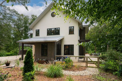 Dom jednorodzinny w Asheville, Buncombe County