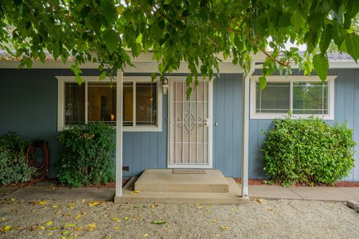 Einfamilienhaus in Redding, Shasta County