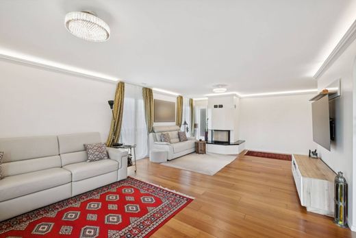 Apartment in Hauterive, Neuchâtel District