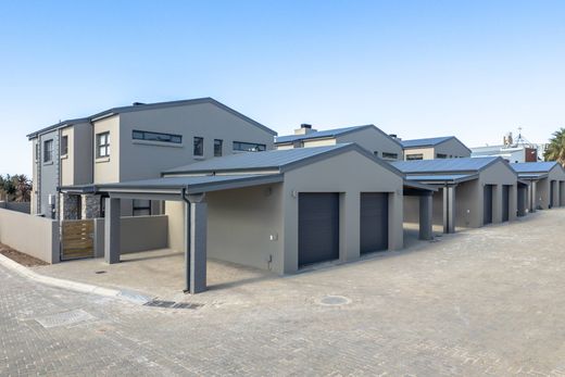 ﺷﻘﺔ ﻓﻲ Plettenberg Bay, Eden District Municipality