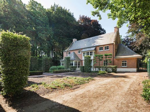 بيت مستقل ﻓﻲ Waasmunster, Provincie Oost-Vlaanderen