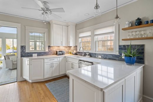 Detached House in Newport, Newport County