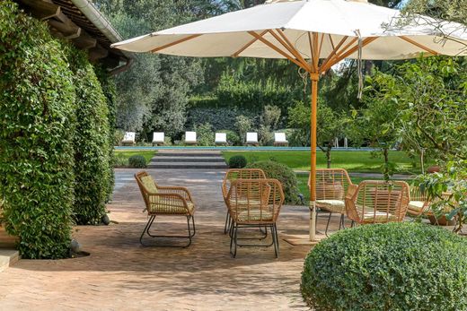 Villa Roma, Lazio bölgesinde