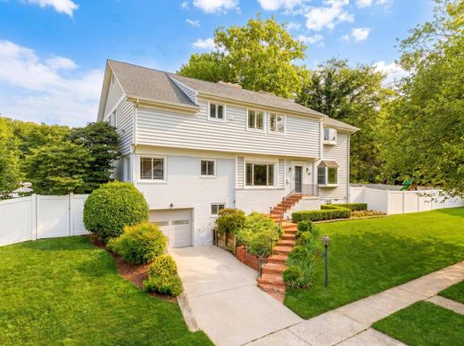 Detached House in Bethesda, Montgomery County