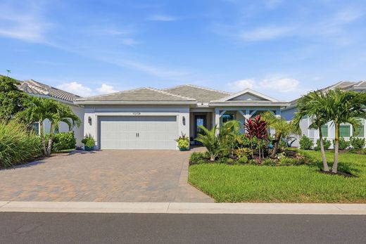 Luxury home in Englewood, Sarasota County
