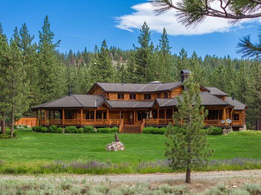 Detached House in Sierraville, Sierra County
