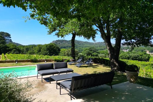 Einfamilienhaus in Saint-Victor-la-Coste, Gard