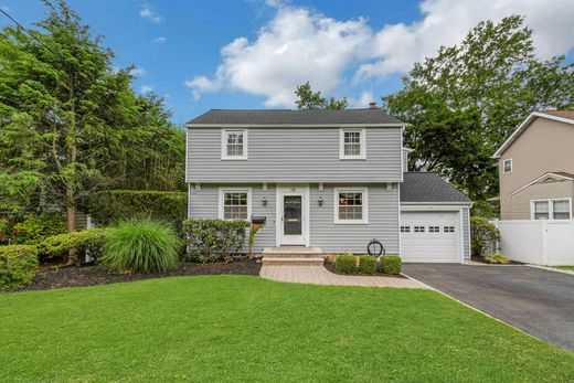Detached House in Tenafly, Bergen County