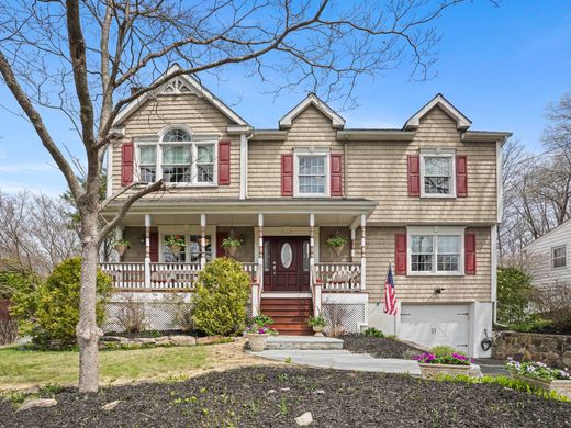 Detached House in Ridgefield, Fairfield County