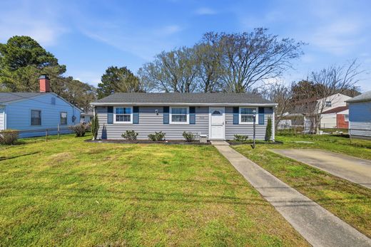 Casa di lusso a Hampton, City of Hampton