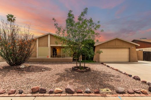 Detached House in Mesa, Maricopa County