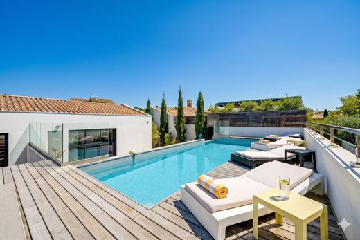 Detached House in Aix-en-Provence, Bouches-du-Rhône
