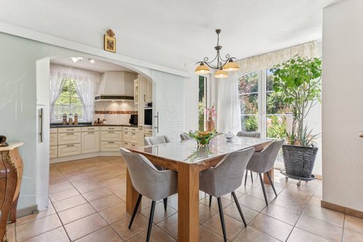 独立式房屋  Fribourg, Sarine District