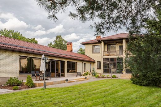 Vrijstaand huis in Mārupe, Mārupes novads