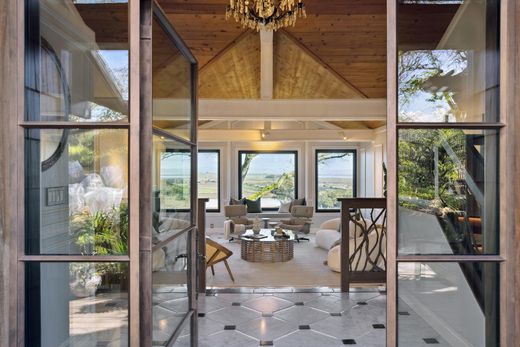 Detached House in Novato, Marin County