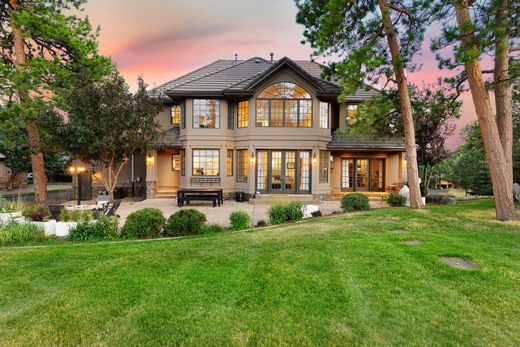 Detached House in Evergreen, Jefferson County