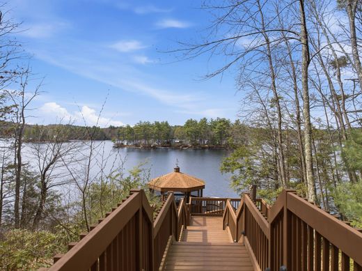 Luxury home in Harvard, Worcester County