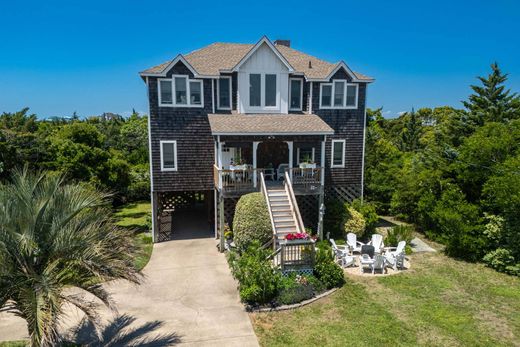 Detached House in Avon, Dare County