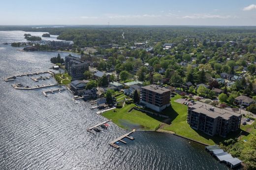 Apartament w Gananoque, Ontario