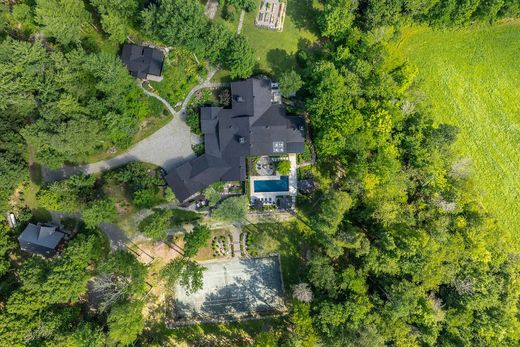 Casa Unifamiliare a Lac-Brome, Montérégie