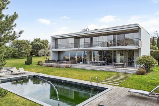 Detached House in Cologny, Geneva