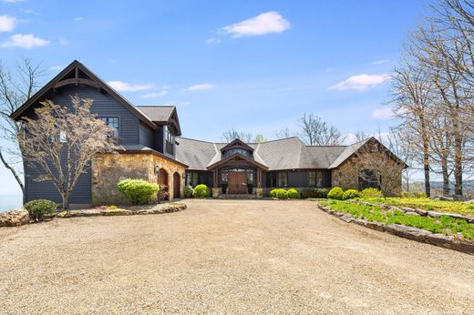 Detached House in Sapphire, Transylvania County