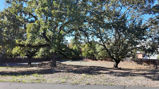 Участок, Santa Rosa, Sonoma County