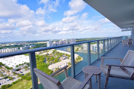 Apartment in Hollywood, Broward County