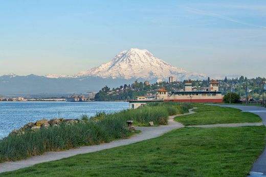 Müstakil ev Tacoma, Pierce County