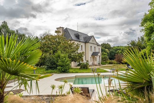 Einfamilienhaus in Saint-Nicolas-près-Granville, Manche