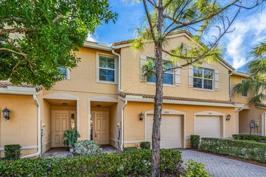 Townhouse - Lake Worth, Palm Beach County