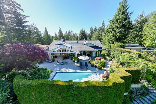 Detached House in West Vancouver, Metro Vancouver Regional District