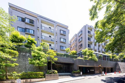 Apartment / Etagenwohnung in Fukuoka, Fukuoka-shi