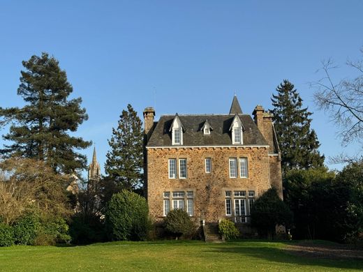 Casa Unifamiliare a Saint-Hilaire-du-Harcouët, Manica