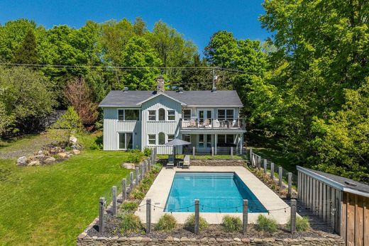 Casa en Bolton-Ouest, Montérégie