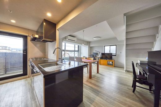 Piso / Apartamento en Kioto, Kyōto-shi