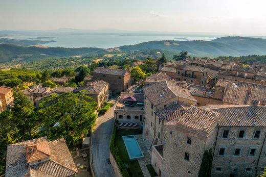 Casa Unifamiliare a Passignano sul Trasimeno, Perugia