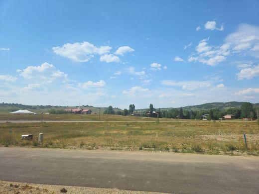 Grond in Steamboat Springs, Routt County