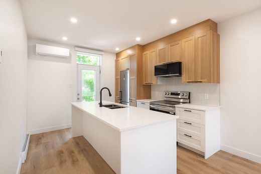 Daire Montreal, City of Montréal